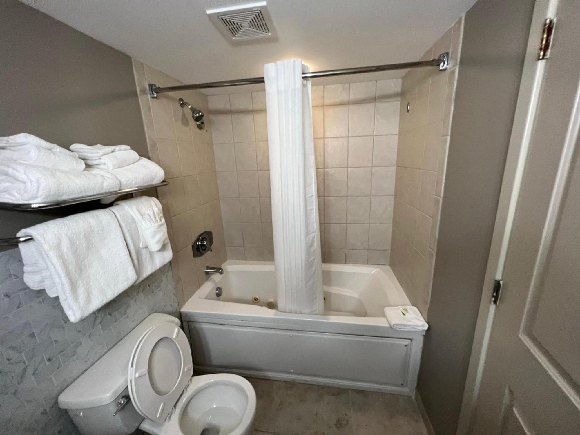 107 S Ocean Blvd, 0308 - Ocean Front Sleeps 6 Villa Myrtle Beach Exterior foto